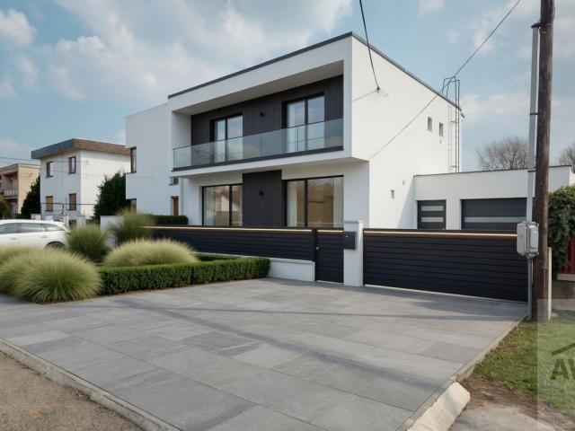 Slnečný 6 izbový rodinný dom s garážou a 2x kúpeľňou v tichej lokalite Rusoviec