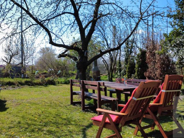 Útulná rekreačná chata (2013) s terasou a kompletným zariadením, Rusovce – Za glóbusom