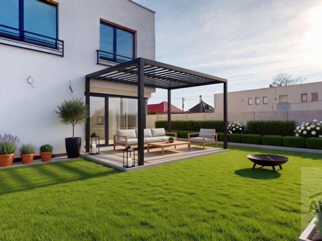 SKOLAUDOVANÝ -  5 izbový rodinný dom s dvomi kúpeľňami, krbom, rekuperáciou, nízke náklady