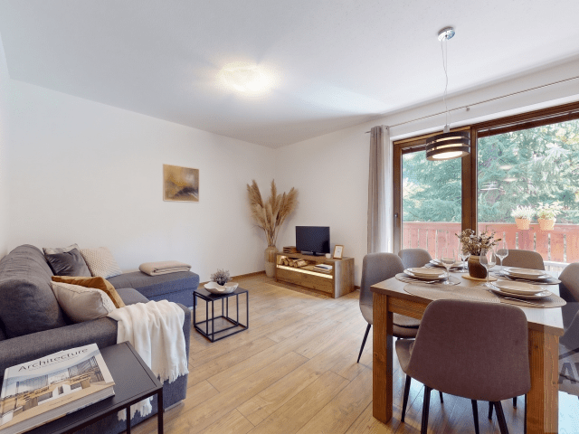 Investičný apartmán priamo pri lanovke na Chopok – 65 m², balkón s výhľadom na hory a hotovým prenájmovým manažmentom!