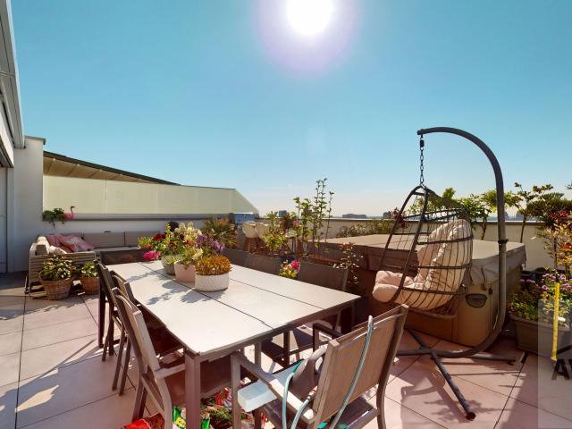 Exkluzívny 5-izbový byt na Kolibe s 60 m² terasou, jacuzzi a panoramatickým výhľadom