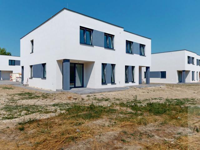 Slnečný 4 izbový rodinný dom vo vyhľadávanej lokalite, všetky IS, Zálesie