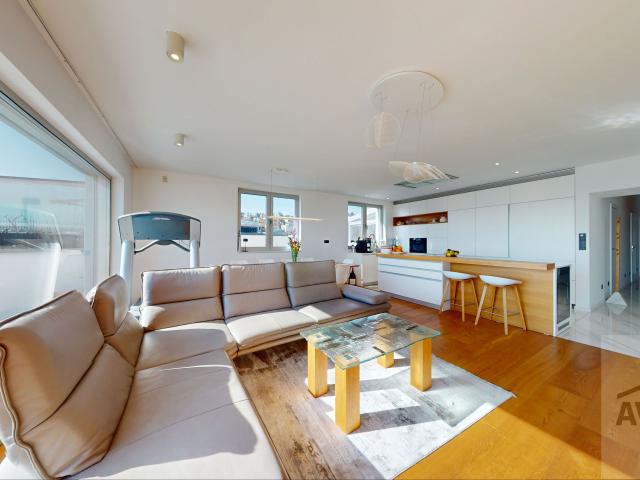 Exkluzívny 5-izbový byt na Kolibe s 60 m² terasou, jacuzzi a panoramatickým výhľadom