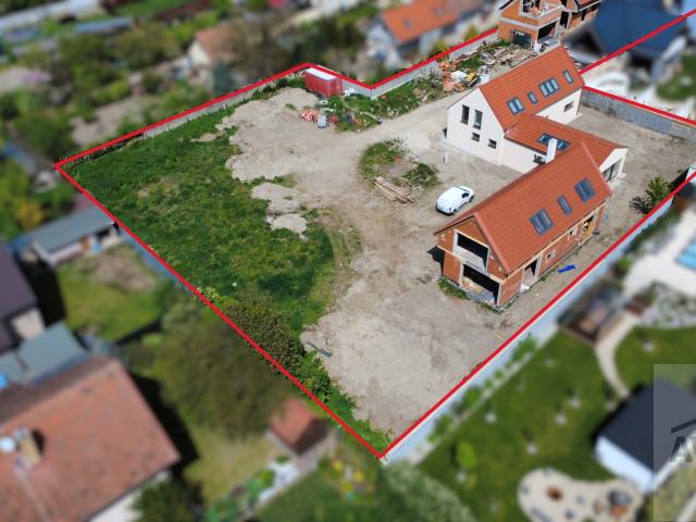 Unikátny samostatne stojaci rodinný dom - novostavba, garáž, výborná lokalita